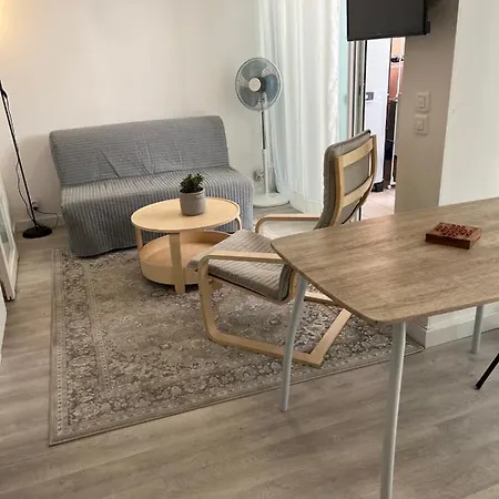 Cosy With Terrace 200m From The Sandy Beaches Wifi *