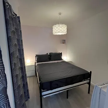Cosy With Terrace 200m From The Sandy Beaches Wifi